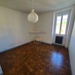 Rent 3 bedroom apartment of 70 m² in Saint-Affrique