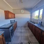 Rent 3 bedroom house of 1006 m² in Buffalo City