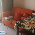 Rent 3 bedroom house of 90 m² in Maruggio