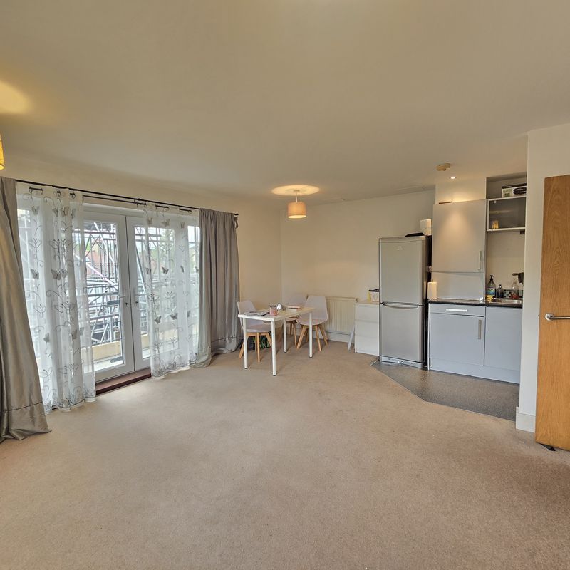 apartment, for rent at 59 Southbury Road Enfield Middlesex EN1 1PJ, United Kingdom Enfield Town