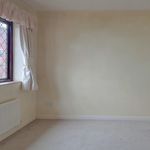 Rent 3 bedroom flat in Tamworth