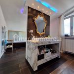 Rent 5 bedroom house of 382 m² in Meda