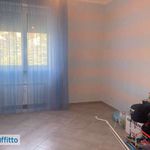 Rent 3 bedroom apartment of 101 m² in Genova