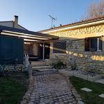 Rent 3 bedroom house of 56 m² in Listrac-Médoc