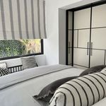 Alquilo 4 dormitorio casa de 290 m² en Málaga