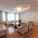 Rent 9 bedroom house of 500 m² in Zagreb