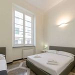 Rent 3 bedroom apartment in Genova