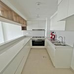 Rent 3 bedroom apartment of 168 m² in Dubai