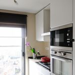 Rent 2 bedroom apartment of 861 m² in Lisbon