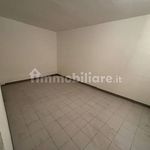 Rent 4 bedroom apartment of 120 m² in Modena