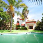 Rent 5 bedroom house of 1107 m² in Marbella