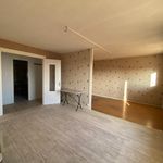 Rent 5 bedroom apartment of 61 m² in Roanne