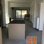 Ενοικίαση 4 υπνοδωμάτιο διαμέρισμα από 182 m² σε Voula