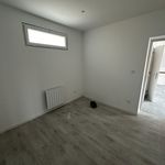 Rent 2 bedroom apartment of 39 m² in Reims