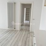 Rent 4 bedroom apartment of 230 m² in Padova