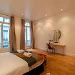 Rent 4 bedroom apartment of 151 m² in Champs-Elysées, Madeleine, Triangle d’or