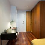 Rent a room of 109 m² in Madrid
