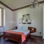 Affitto 3 camera casa di 134 m² in Milano
