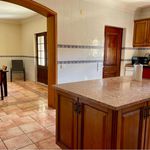Rent 4 bedroom house in Torres Vedras