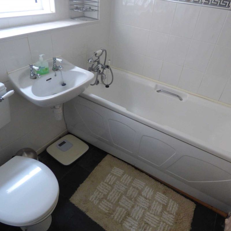 Price £1,100 pcm - Available 09/09/2023 - Furnished Luton
