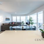 Rent 3 bedroom apartment of 140 m² in València