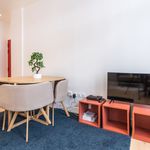 Rent a room of 67 m² in Paris