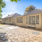 Rent 5 bedroom house of 1158 m² in Cape Town