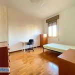 Affitto 5 camera appartamento di 140 m² in Bologna