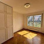Rent 6 bedroom apartment of 156 m² in Pully