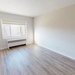 Rent 2 bedroom apartment of 63 m² in Windsor