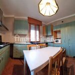 Affitto 5 camera appartamento di 180 m² in Comacchio