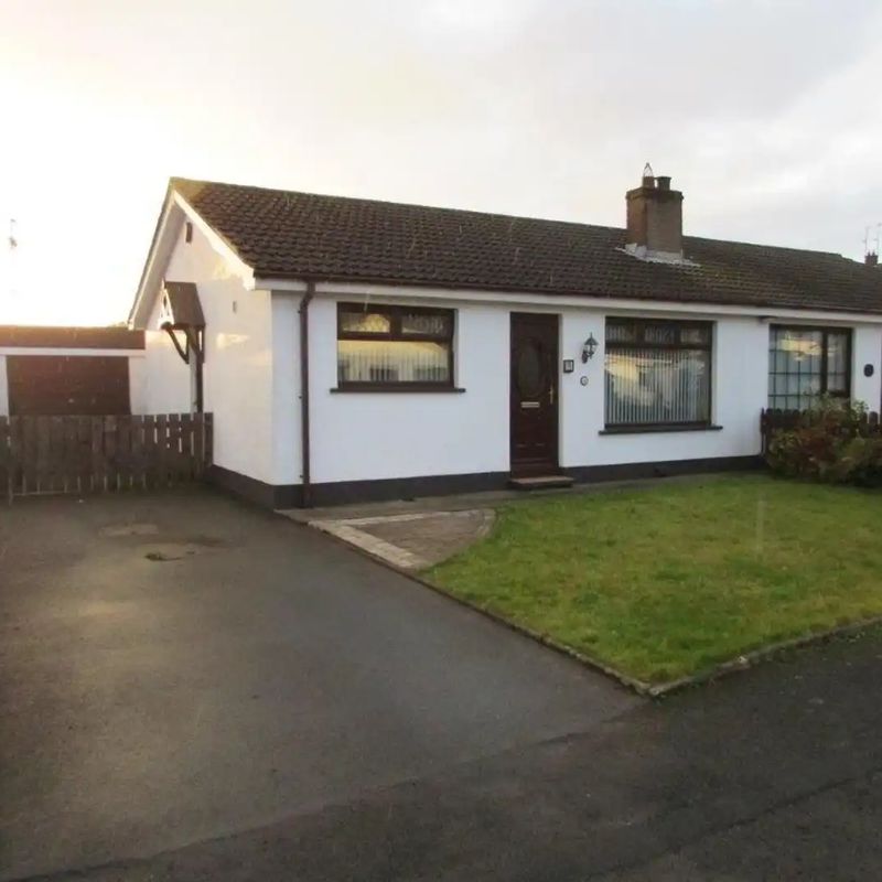 house for rent at 4 Pines Close, Lurgan, Armagh, BT66 7PF, England