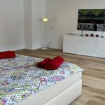 Miete 6 Schlafzimmer wohnung von 155 m² in Frechen