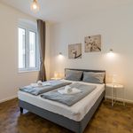 Miete 2 Schlafzimmer wohnung von 71 m² in Berlin
