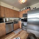 Rent 1 bedroom apartment of 642 m² in Chicago