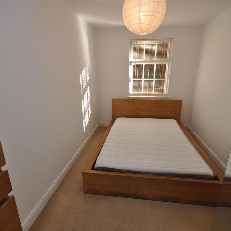 54 Binswood Avenue, Leamington Spa 
 £950 pcm , 1 bedroom , apartment , to let
 
 
 
 
 
 
 * Royal Leamington Spa