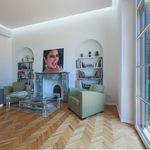 Rent 3 bedroom apartment of 230 m² in Florence