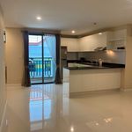 Rent 2 bedroom apartment of 122 m² in Bangkok