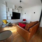Rent 3 bedroom apartment of 53 m² in Paris
