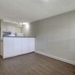 2 bedroom apartment of 785 sq. ft in Oshawa