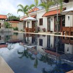 Rent 5 bedroom house of 650 m² in Bang Na Tai