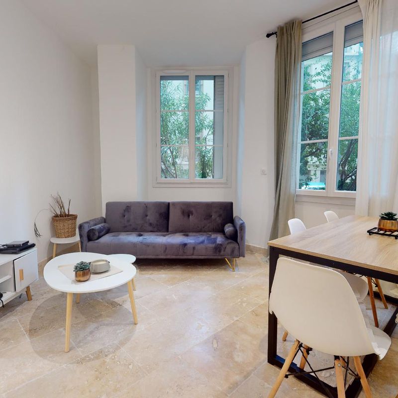 Colocation meublée de 80.0m2 - 370€ - 84000 Avignon