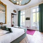 Rent 4 bedroom apartment of 200 m² in Champs-Elysées, Madeleine, Triangle d’or