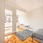 Rent a room of 164 m² in Lisboa