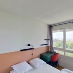 Rent 3 bedroom apartment of 10 m² in Nanterre