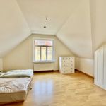 Miete 2 Schlafzimmer wohnung von 75 m² in Dresden