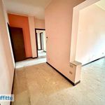 Affitto 6 camera appartamento di 110 m² in Cusano Milanino