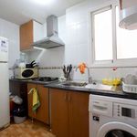 Rent a room of 60 m² in Alzira
