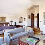 Rent 3 bedroom apartment of 288 m² in Voula (Vari-Voula-Vouliagmeni)