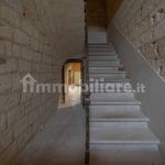 Rent 5 bedroom apartment of 1499 m² in Andria